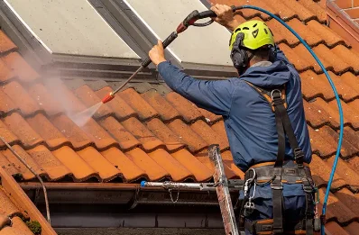 Démoussage et hydrofuge de toiture à Hesbécourt